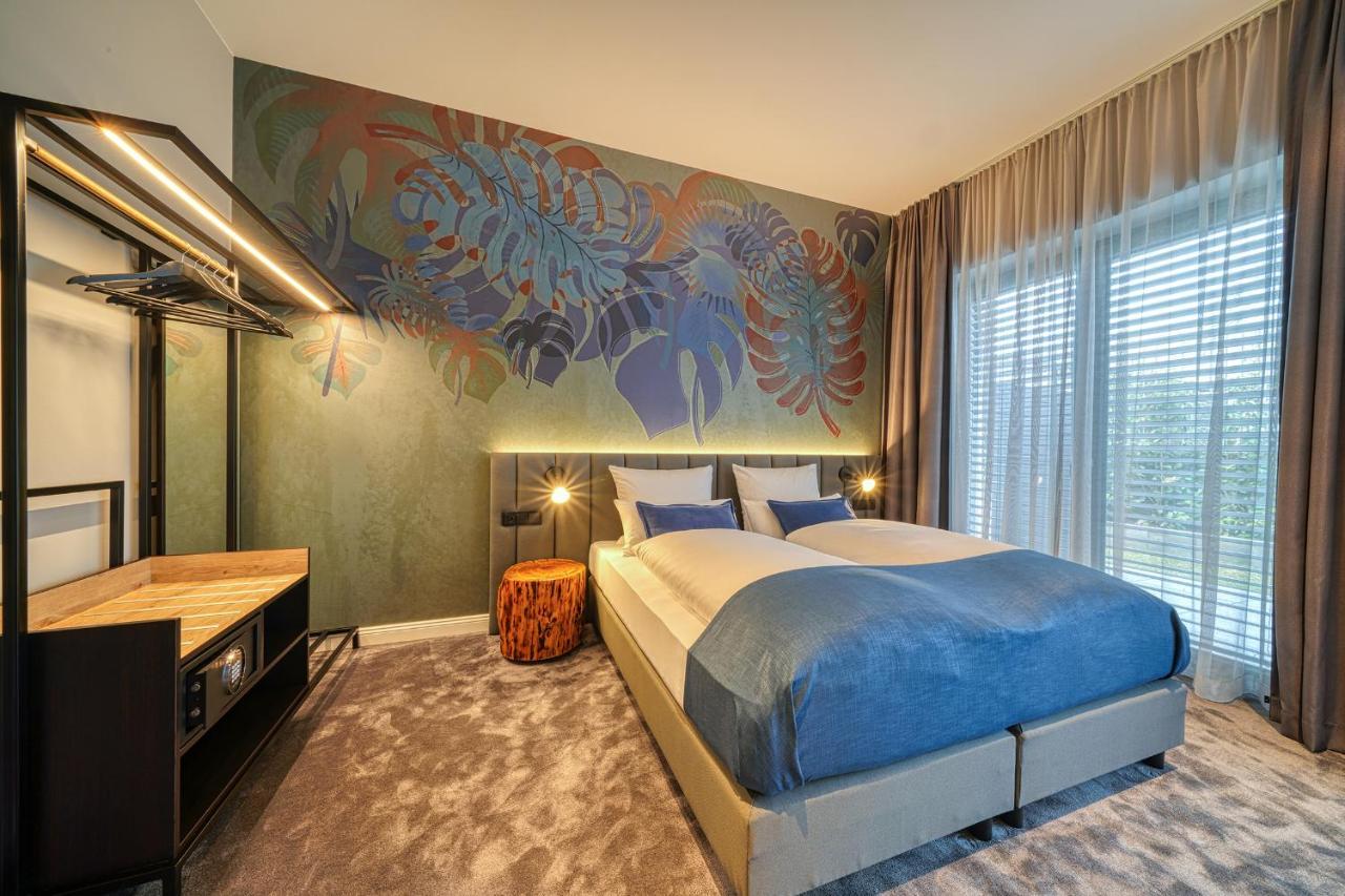 NYCE Hotel Bonn Buitenkant foto