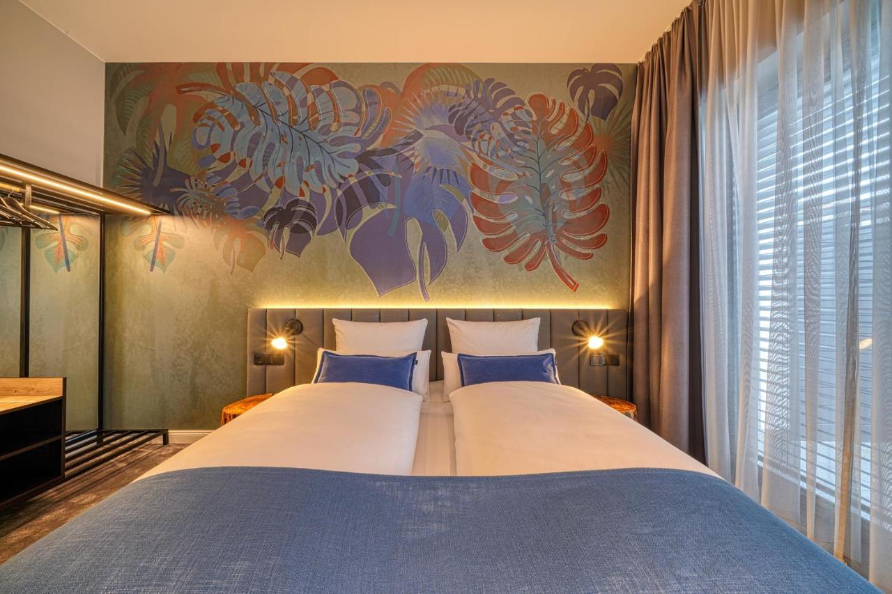 NYCE Hotel Bonn Buitenkant foto