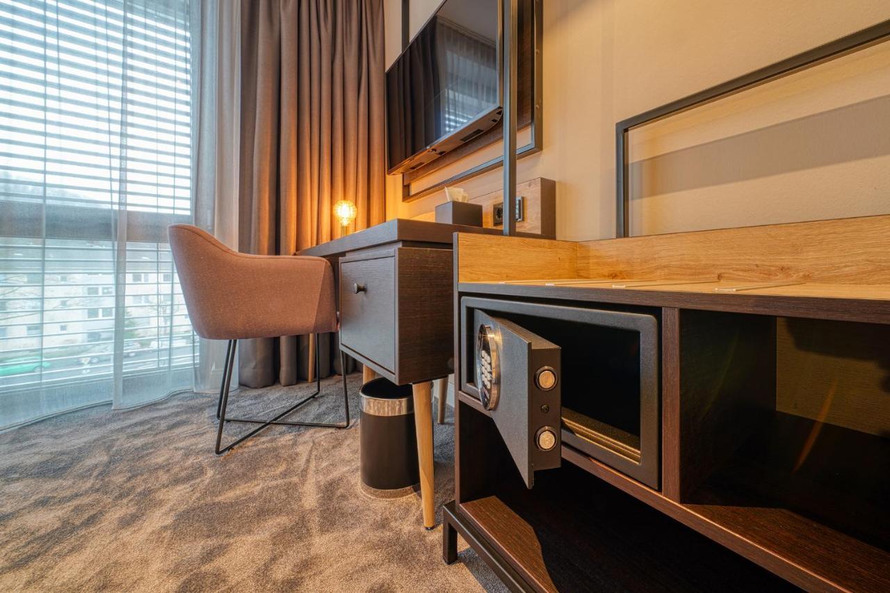 NYCE Hotel Bonn Buitenkant foto