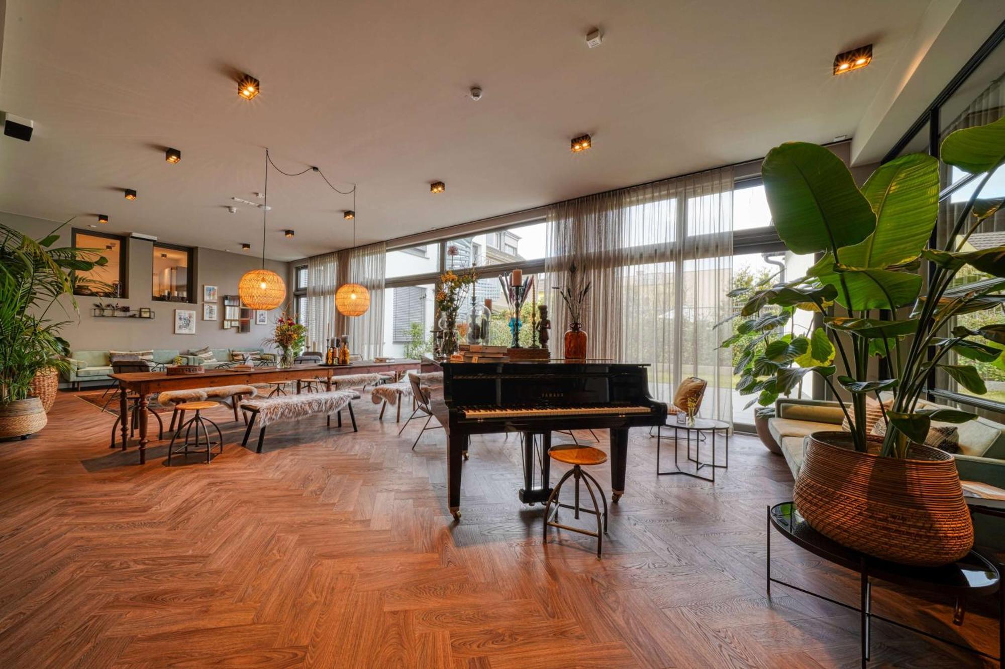 NYCE Hotel Bonn Buitenkant foto