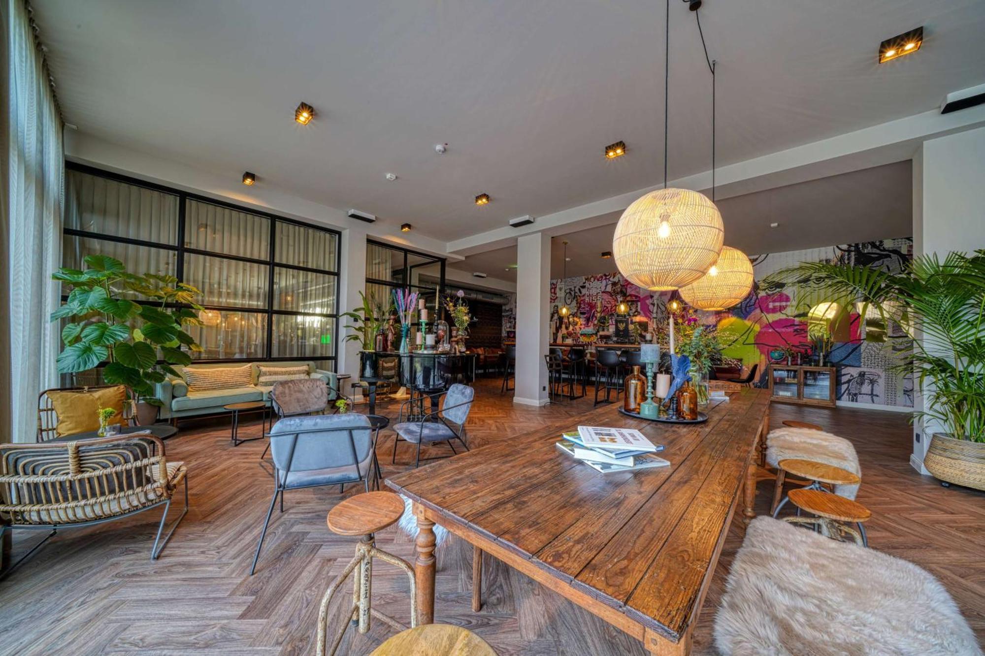 NYCE Hotel Bonn Buitenkant foto